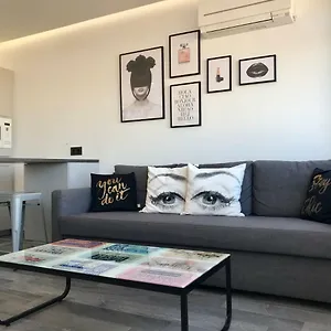 Apartamento The Black&white, Torremolinos